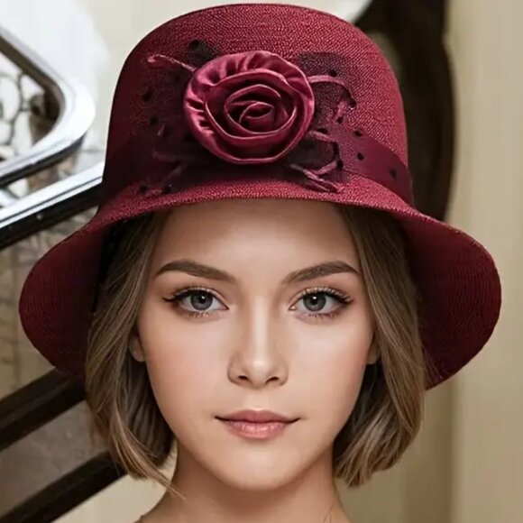 DRESSY BUCKET HAT in Burgundy - Picture 2 of 3